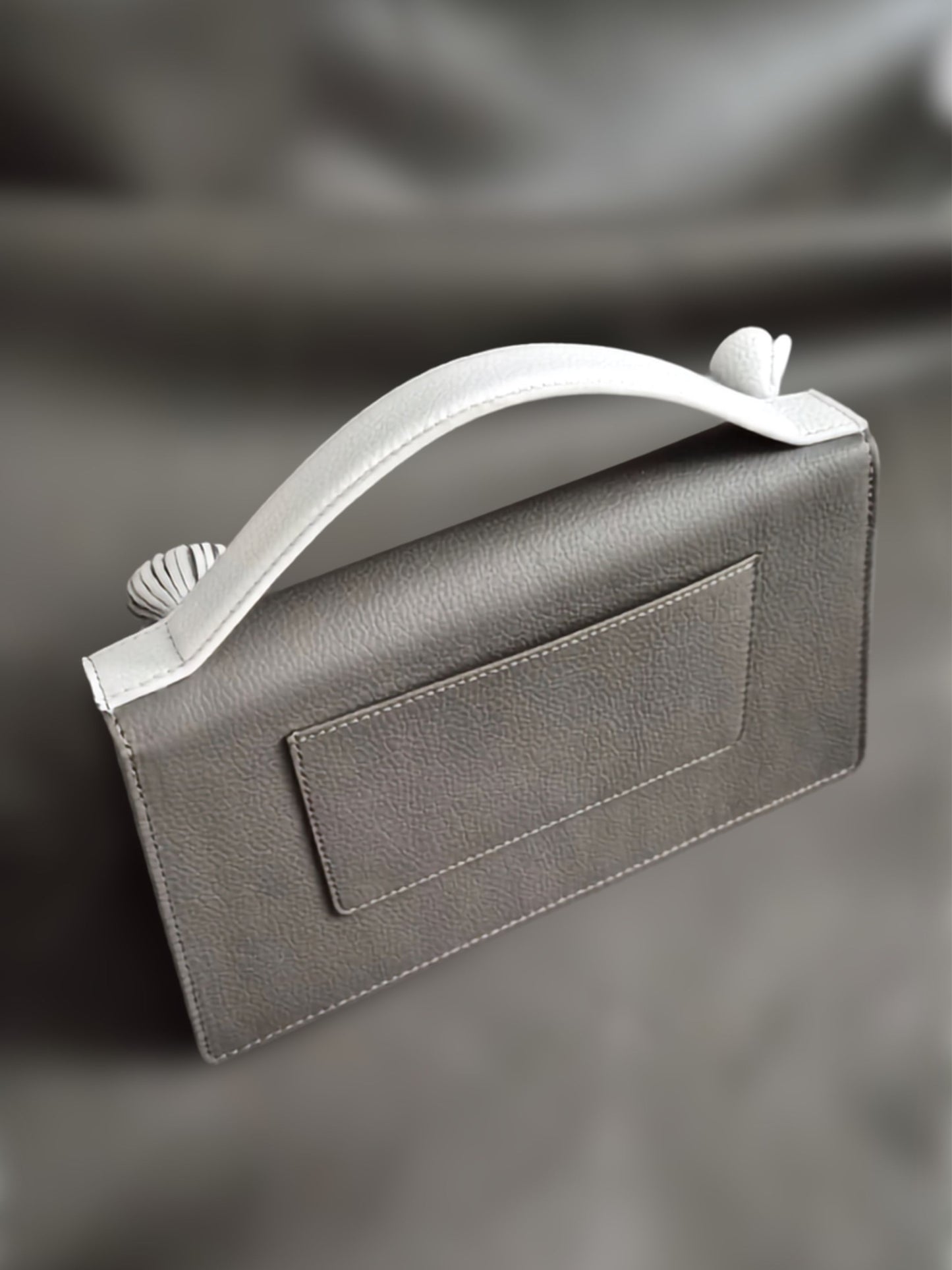 Bloom Bag in Grey and White
