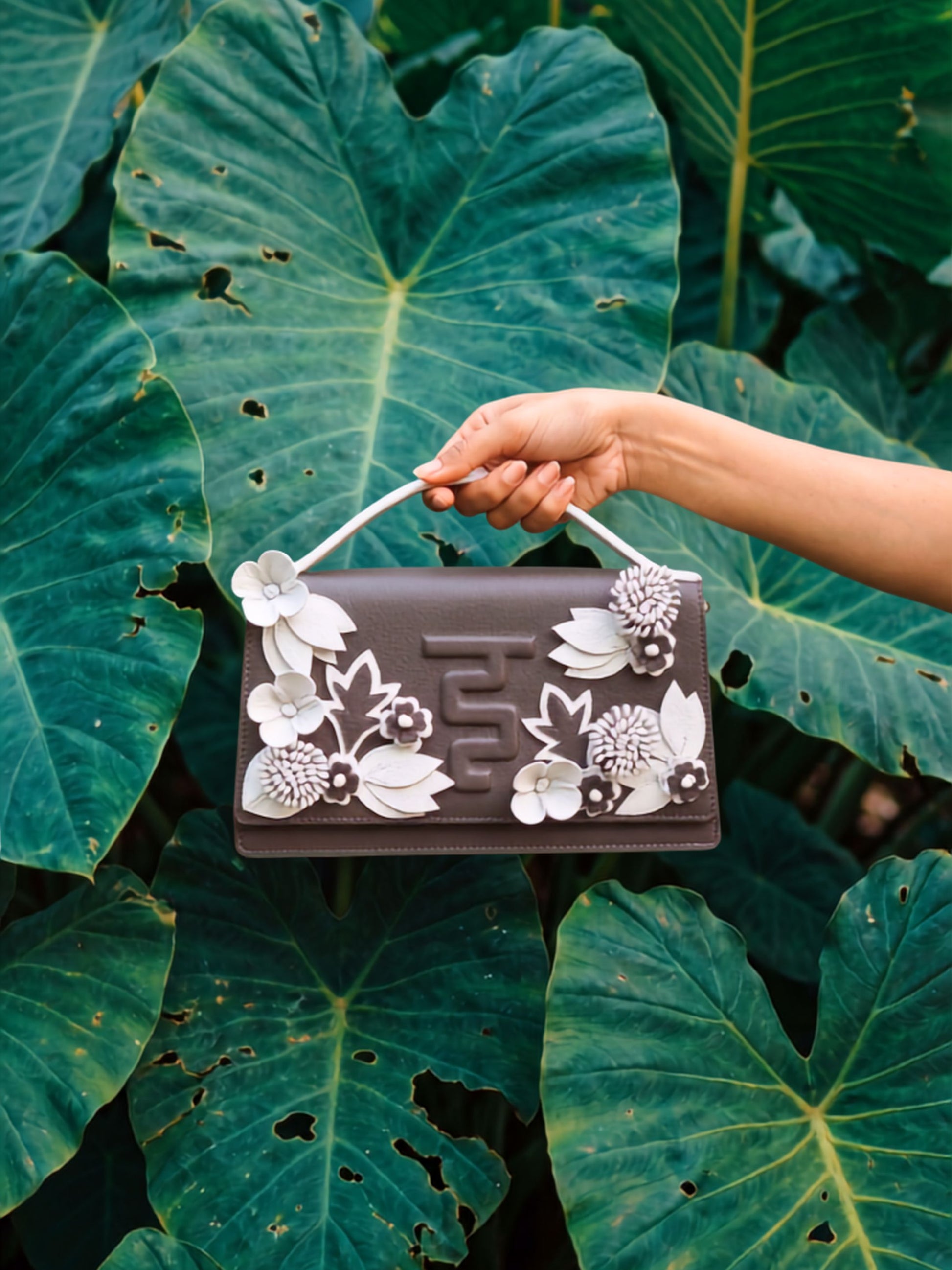 Bloom Bag in Grey and White