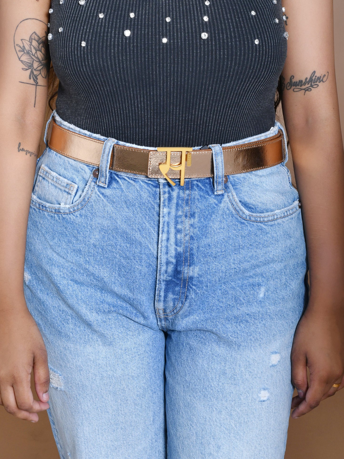 Akshar Buckle